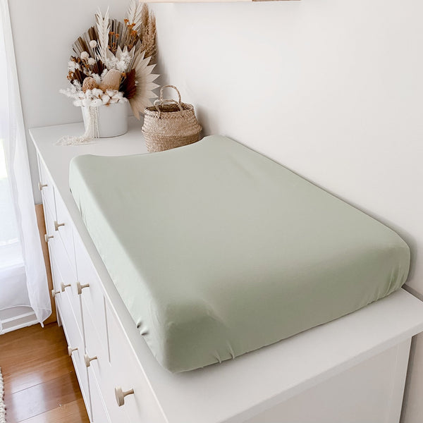 Sage bassinet sheet made from all-natural fibers