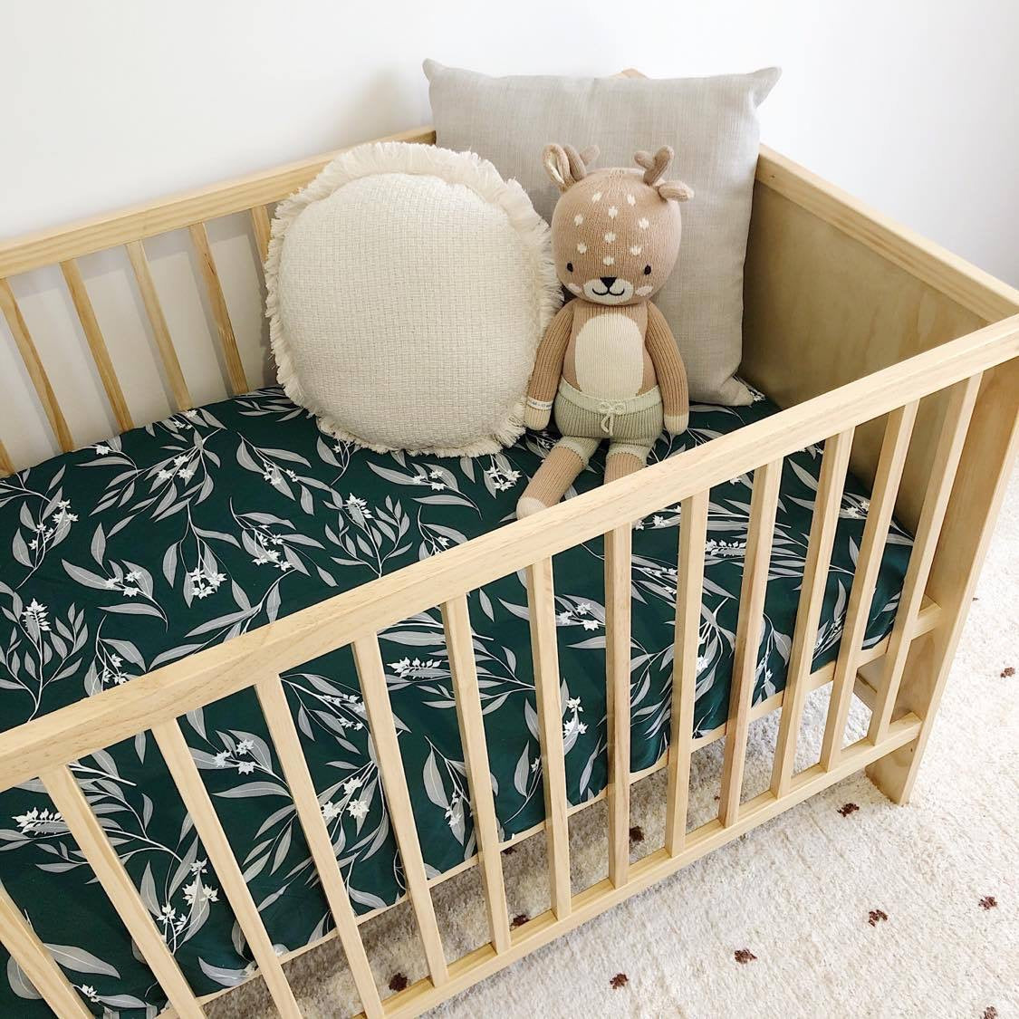 Drap-housse pour lit de bébé en eucalyptus